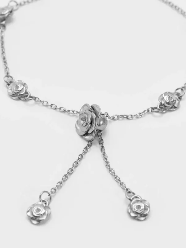 สร้อยข้อมือประดับลายดอกไม้รุ่น Rosalind - Image 3